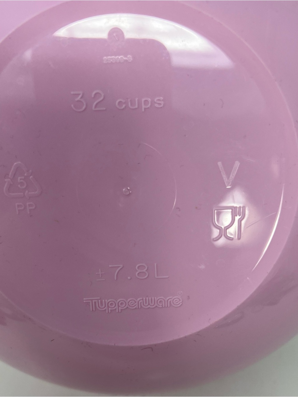 Tupperware Thatsa Bowls Mixing Serving & Storage One 12 Cups One 32 Cups Pink - Picture 5 of 7